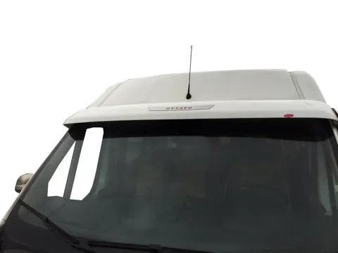 Козирьок на лобове скло (під фарбування) для Peugeot Boxer 2006-2025 рр — Peugeot Boxer 2006-2025 гг. DianaParts