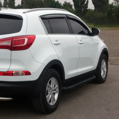 Бокові пороги Allmond Black (2 шт., алюм.) для Kia Sportage 2010-2015 рр — Kia Sportage 2010-2015 гг. DianaParts