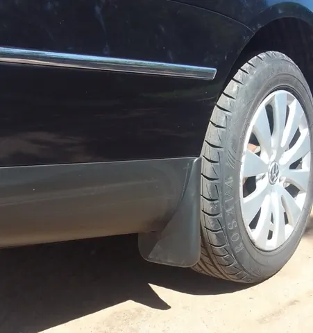 Бризковики Premium (4 шт) для Volkswagen Passat B6 2006-2012 рр — Volkswagen Passat B6 2006-2012 гг. DianaParts