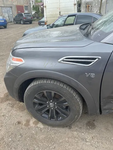 Крило праве (ціна за 1шт, оригінал 2019 рік) для Nissan Armada 2016-2024 рр — Nissan Armada 2016-2024 гг. DianaParts