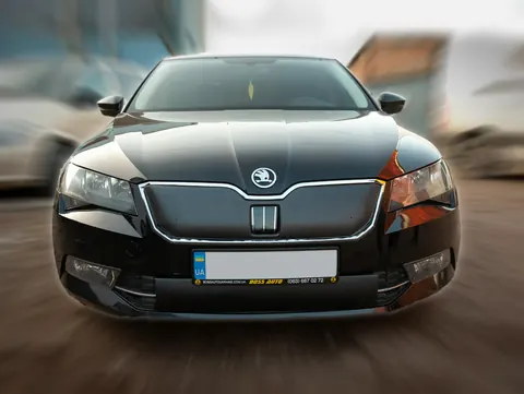 Зимова накладка на решітку (верхня) Глянцева для Skoda Superb 2015-2024 рр — Skoda Superb 2015-2024 гг. DianaParts