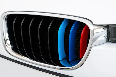Накладки на решітку для 8-полосової (3 шт) для BMW 3 серія F30/F31 2012-2019 рр — BMW 3 серия F30/F31 2012-2019 гг. DianaParts