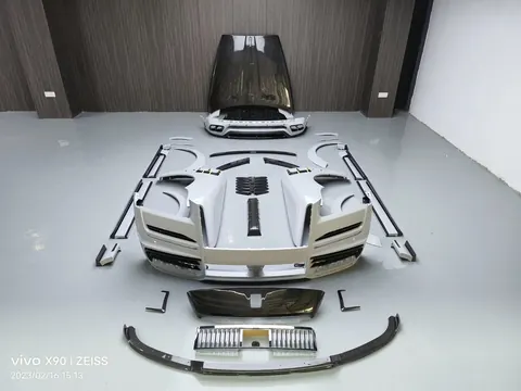 Комплект обвісів Wide Body Kit (для 2018-2024) для Rolls-Royce Cullinan 2018- рр — Rolls-Royce Cullinan 2018- гг. DianaParts