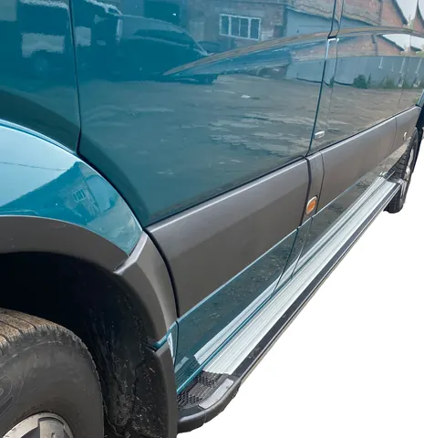 Бокові пороги Rainbow (2 шт., алюміній) Long/ExtraLong для Volkswagen Crafter 2006-2016 рр — Volkswagen Crafter 2006-2016 гг. DianaParts