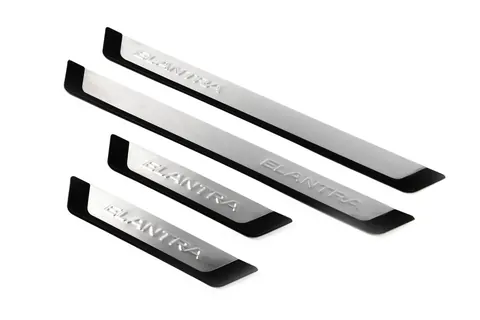 Накладки на пороги (4 шт, нерж) для Hyundai Elantra (MD/UD) 2011-2015 рр — Hyundai Elantra (MD/UD) 2011-2015 гг. DianaParts