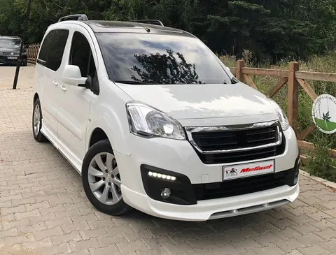 Передня юбка 2015-2018 (під фарбування) для Peugeot Partner Tepee рр — Peugeot Partner Tepee 2008-2018 гг. DianaParts