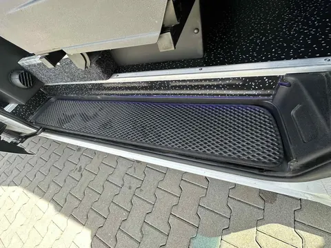 Поліуретанові килимки на пороги EVA (чорні) 2шт для Mercedes Sprinter W907/W910 2018- рр — Mercedes Sprinter W907/W910 2018- гг. DianaParts