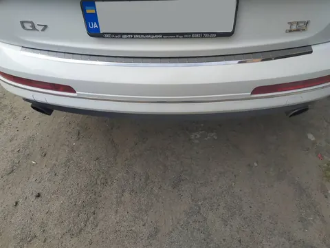 Накладка на задній бампер Carmos (нерж.) для Ауди Q7 2005-2015 рр — Audi Q7 2005-2015 гг. DianaParts