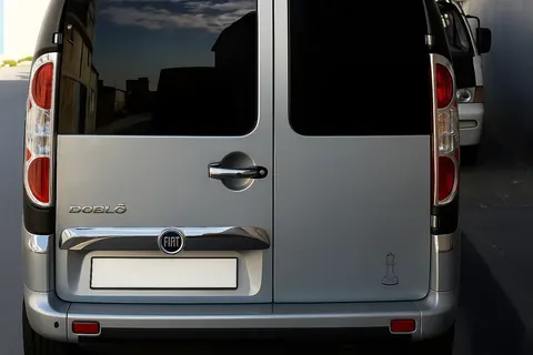 Накладки на стопи (2 шт, нерж.) OmsaLine - італійська нержавійка для Fiat Doblo I 2005-2010 рр — Fiat Doblo I 2005-2010 гг. DianaParts