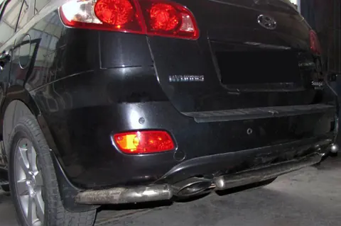 Задні кути з центральної AK0073 (2 шт., нерж.) для Hyundai Santa Fe 2 2006-2012 рр — Hyundai Santa Fe 2 2006-2012 гг. DianaParts