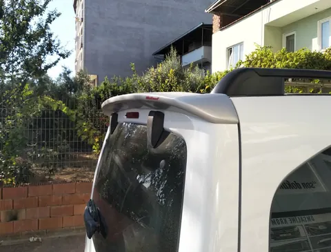 Спойлер Anatomic (1 дверка, під фарбування) для Citroen Berlingo 2008-2018 рр — Citroen Berlingo 2008-2018 гг. DianaParts