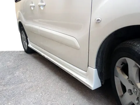 Бокові пороги (під фарбування) для Peugeot Partner Tepee 2008-2018 рр — Peugeot Partner Tepee 2008-2018 гг. DianaParts