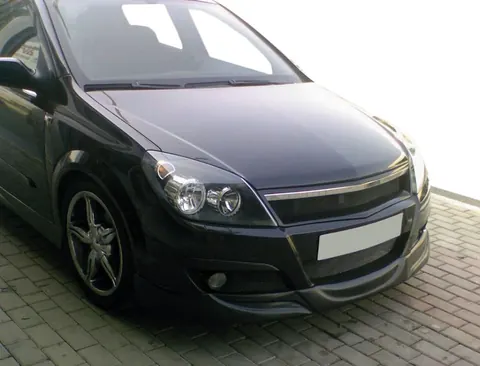 Передня нижня накладка HB V1 (під фарбування) для Opel Astra H 2004-2013 рр — Opel Astra H 2004-2013 гг. DianaParts