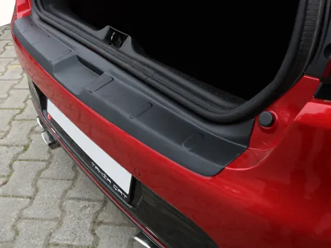 Накладка на задній бампер EuroCap (ABS) для Renault Clio IV 2012-2019 рр — Renault Clio IV 2012-2019 гг. DianaParts