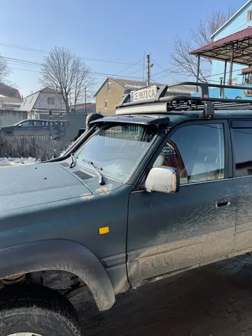 Козирок на лобове скло для Toyota Land Cruiser 80 1990-1997 рр — Toyota Land Cruiser 80 1990-1997 гг. DianaParts