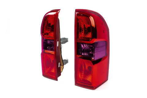 Задні ліхтарі RED (2004-2008, 2 шт) для Nissan Patrol Y61 рр — Nissan Patrol Y61 1997-2011 гг. DianaParts