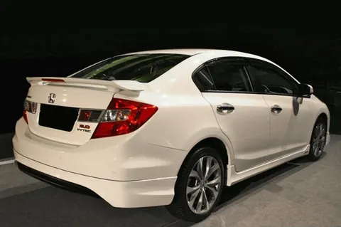 Бокові пороги (під фарбування) для Honda Civic Sedan IX 2011-2016 рр — Honda Civic Sedan IX 2011-2016 гг. DianaParts