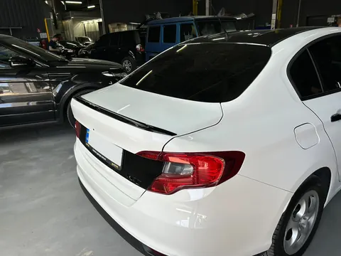 Спойлер LIP (Sunplex, чорний) (119,1см *5,5см) для Fiat Tipo 2016- рр — Fiat Tipo 2016- гг. DianaParts