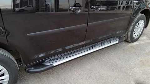 Бокові пороги Allmond Grey (2 шт., Алюміній) Стандартна база для Volkswagen Caddy 2020- рр — Volkswagen Caddy 2020- гг. DianaParts
