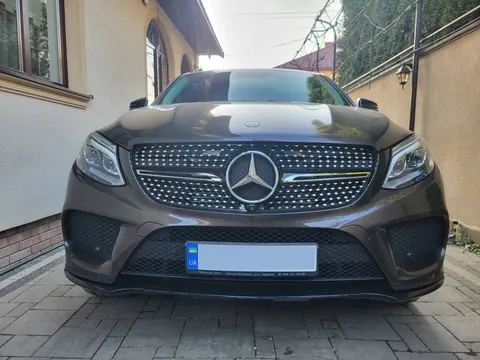 Тюнінг решітка радіатора (Diamond Silver) З місцем під камеру для Mercedes GLE coupe C292 2015-2019 рр — Mercedes GLE coupe C292 2015-2019 гг. DianaParts