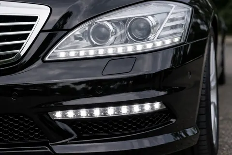 Ходові вогні DRL (AMG S65, 2009-2012) для Mercedes S-сlass W221 рр — Mercedes S-сlass W221 2005-2013 гг. DianaParts
