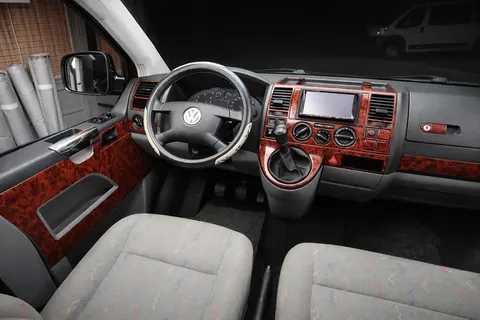 Накладки на панель Титан для Volkswagen T5 Caravelle 2004-2010 рр — Volkswagen T5 Caravelle 2004-2010 гг. DianaParts