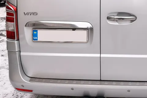 Планка над номером 2-дверний (нерж) для Mercedes Vito/V-class W447 2014- рр — Mercedes Vito/V-class W447 2014- гг. DianaParts