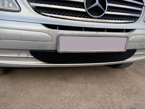 Зимова накладка на бампер (2004-2010) Матова для Mercedes Viano рр — Mercedes Viano 2004-2014 гг. DianaParts