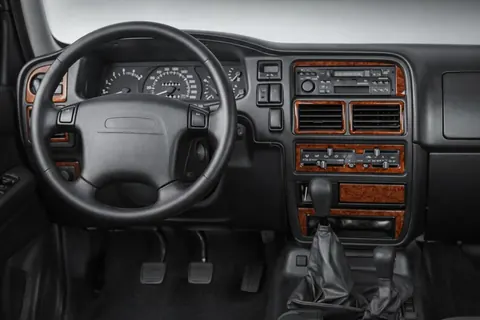 Накладки на панель для Opel Frontera 1991-1998 рр — Opel Frontera 1991-1998 гг. DianaParts