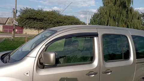 Вітровики (2 шт., Sunplex Sport) для Renault Kangoo 2008-2020 рр — Renault Kangoo 2008–2020 гг. DianaParts