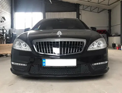 Решітка радіатора Maybach V2 (2009-2013) для Mercedes S-сlass W221 рр — Mercedes S-сlass W221 2005-2013 гг. DianaParts