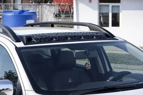 Накладка на лобове скло (ABS) для Mitsubishi L200 2015-2024 рр — Mitsubishi L200 2015-2024 гг. DianaParts