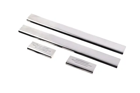 Накладки на пороги Carmos (4 шт, нерж) для Toyota Yaris 2006-2011 рр — Toyota Yaris 2006-2011 гг. DianaParts