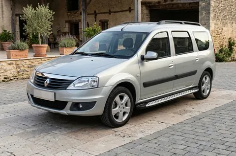 Бокові пороги Shining V1 (2 шт., Алюміній) для Dacia Logan MCV 2004-2014 рр — Dacia Logan MCV 2004-2014 гг. DianaParts