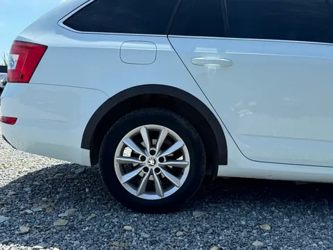 Накладки на арки SW 2013-2016 (4 шт., чорні ABS) для Skoda Octavia III A7 рр — Skoda Octavia III A7 2013-2019 гг. DianaParts