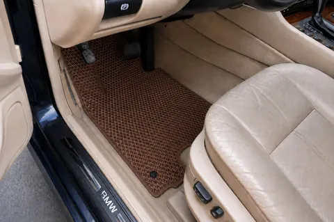 Килимки (EVA, коричневі) для BMW 7 серія E38 1994-2001 рр — BMW 7 серия E38 1994-2001 гг. DianaParts