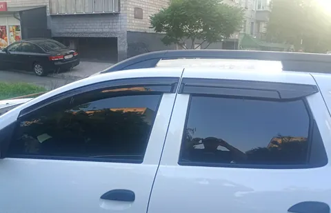 Вітровики (4 шт, EuroCap) для Dacia Duster 2018-2024 рр — Dacia Duster 2018-2024 гг. DianaParts