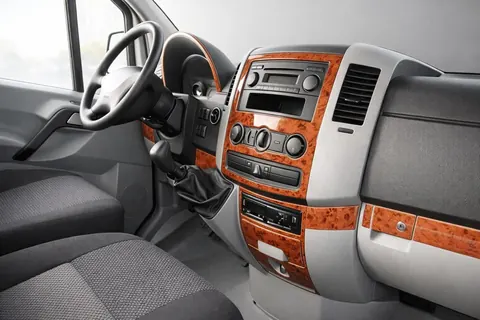 Накладки на панель (19 деталей) Дерево для Volkswagen Crafter 2006-2016 рр — Volkswagen Crafter 2006-2016 гг. DianaParts