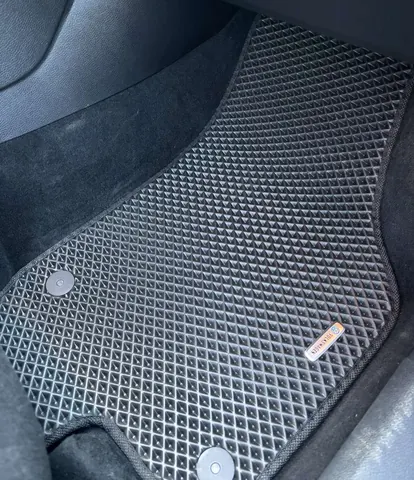 Килимки EVA (чорні) для Volkswagen Golf 6 2008-2014 рр — Volkswagen Golf 6 2008-2014 гг. DianaParts