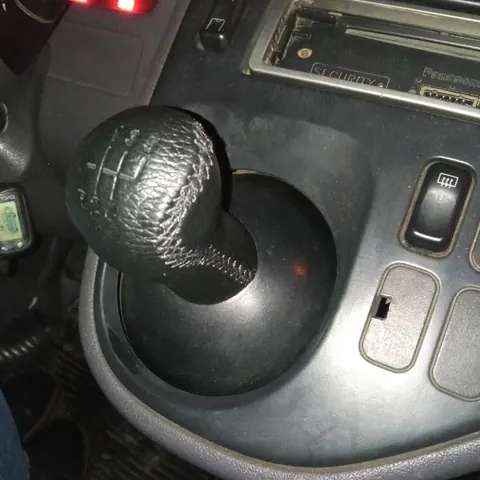 Ручка КПП (шкіра) для Mercedes Vito W638 1996-2003 рр — Mercedes Vito W638 1996-2003 гг. DianaParts