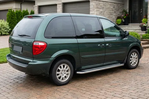 Бокові пороги Maydos V2 (2 шт., алюміній) для Chrysler Voyager 2001-2007 рр — Chrysler Voyager 2001-2007 гг. DianaParts