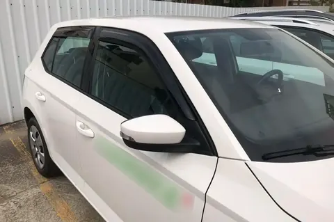 Вітровики HB (4 шт, HIC) для Skoda Fabia 2014-2021 рр — Skoda Fabia 2014-2021 гг. DianaParts