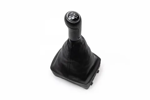 Ручка і чохол КПП (5 ступка) для Volkswagen Polo 2001-2009 рр — Volkswagen Polo 2001-2009 гг. DianaParts