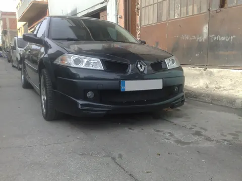 Передня накладка на бампер 2006-2009 (під фарбування) для Renault Megane II рр — Renault Megane II 2004-2009 гг. DianaParts