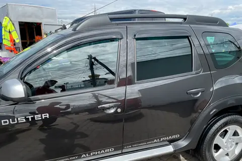 Вітровики (4 шт, HIC) для Dacia Duster 2008-2018 рр — Dacia Duster 2008-2018 гг. DianaParts