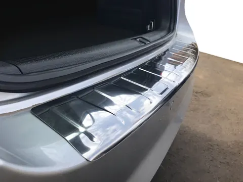 Накладка на задній бампер Carmos (SW, нерж) для Volkswagen Passat B7 2012-2015 рр — Volkswagen Passat B7 2012-2015 гг. DianaParts