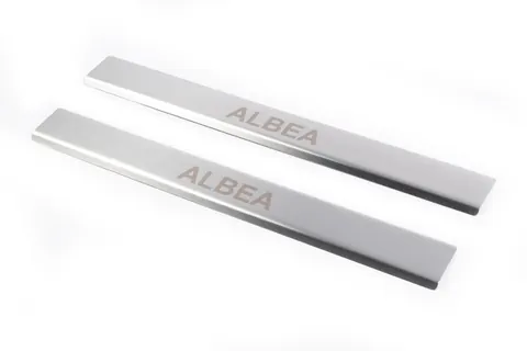 Накладки на дверні пороги Carmos (2 шт, нерж.) для Fiat Albea 2002-2012 рр — Fiat Albea 2002-2012 гг. DianaParts