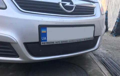 Зимова накладка на решітку (2005-2008) Глянцева для Opel Zafira B рр — Opel Zafira B 2005–2011 гг. DianaParts