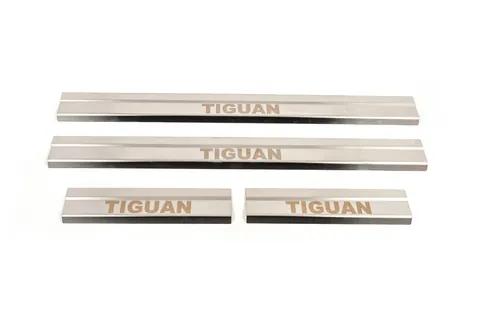 Накладки на пороги Carmos (4 шт., нерж.) для Volkswagen Tiguan 2007-2016 рр — Volkswagen Tiguan 2007-2016 гг. DianaParts