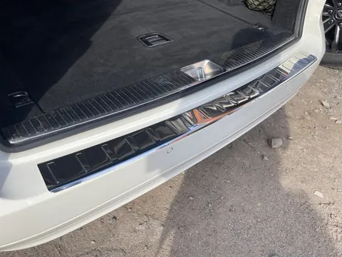Накладка на задній бампер Carmos (SW, нерж) для Mercedes E-сlass W211 2002-2009 рр — Mercedes E-сlass W211 2002-2009 гг. DianaParts